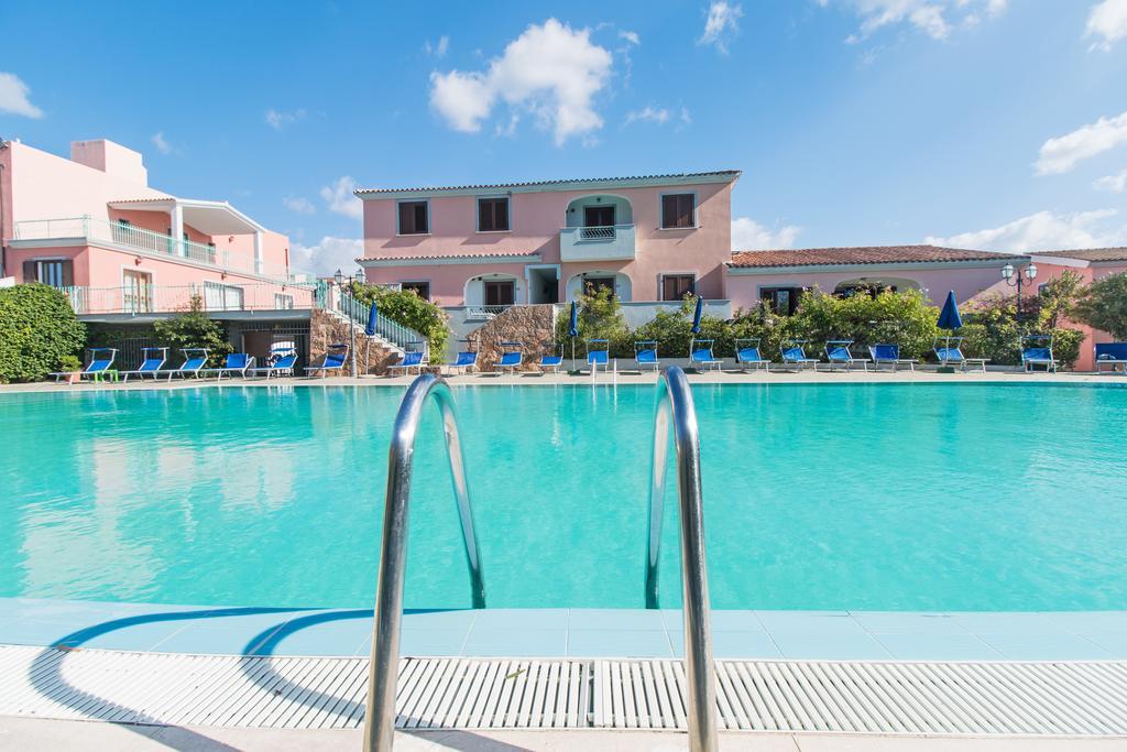 Albergo Residenziale Gli Ontani Cala Liberotto Extérieur photo