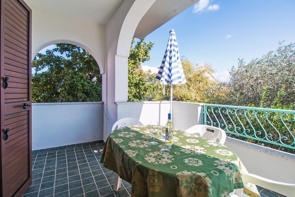Albergo Residenziale Gli Ontani Cala Liberotto Extérieur photo