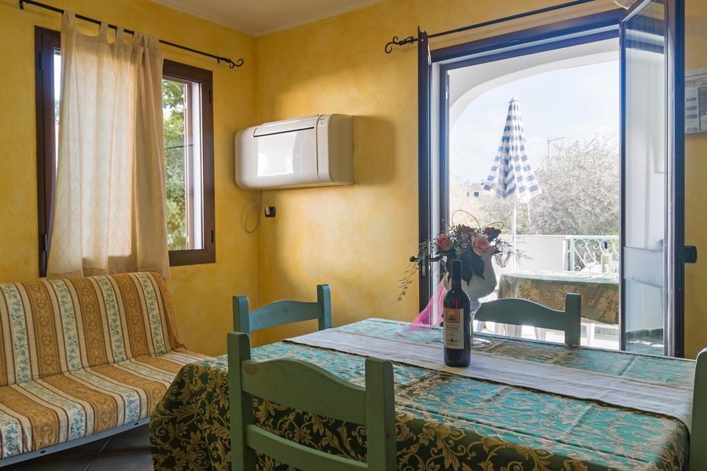 Albergo Residenziale Gli Ontani Cala Liberotto Extérieur photo