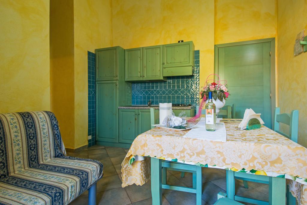 Albergo Residenziale Gli Ontani Cala Liberotto Extérieur photo