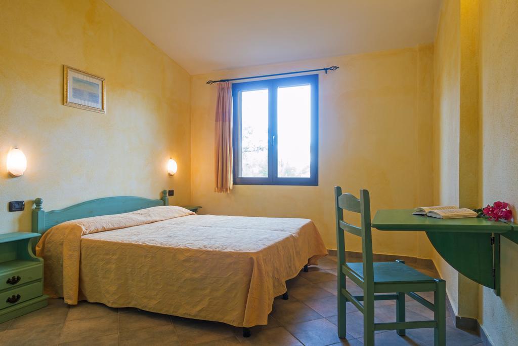 Albergo Residenziale Gli Ontani Cala Liberotto Extérieur photo