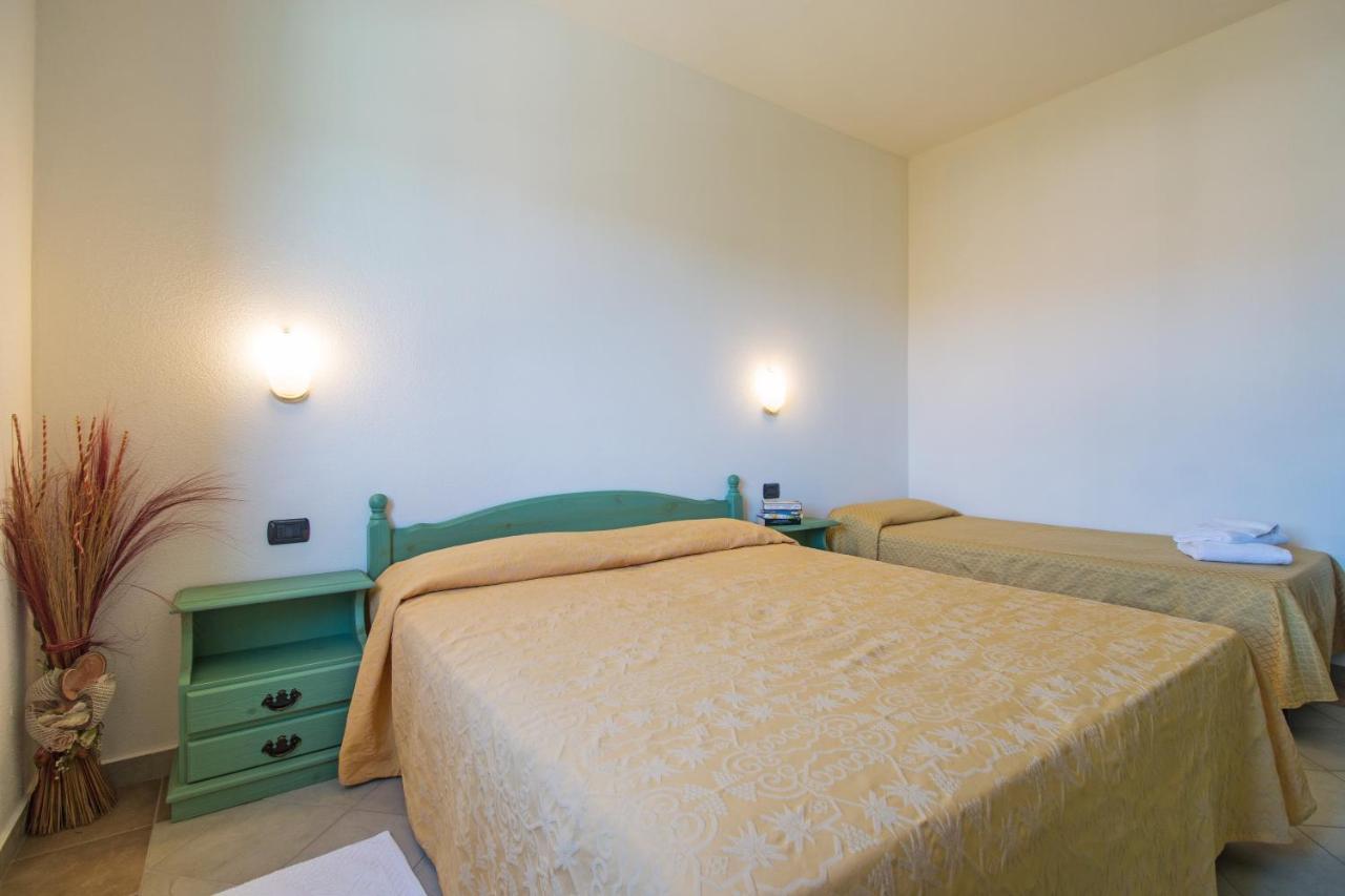 Albergo Residenziale Gli Ontani Cala Liberotto Extérieur photo